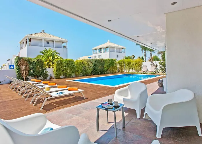 Maresia Dourada Villa