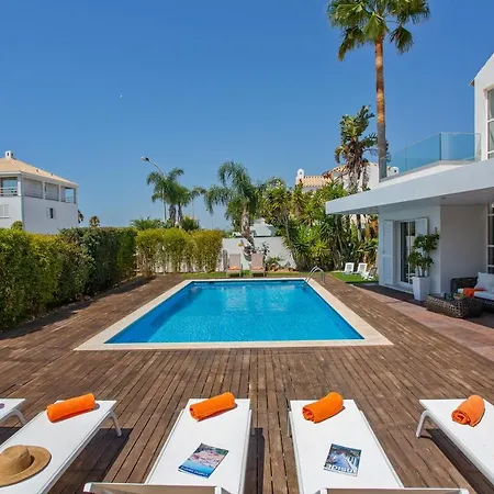 Maresia Dourada Villa